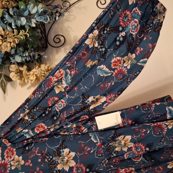 Nurture by Westbound 100% Rayon Floral Vneck Long Sleeve Blouse.  NWT Size 2X - Picture 6 of 12